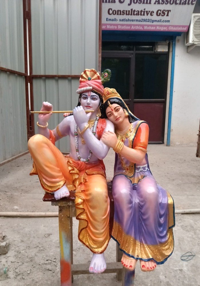 Radha Krishna Statue